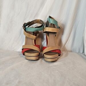 Vince Camuto Multi Color Women's Strappy Sandals Sz 8